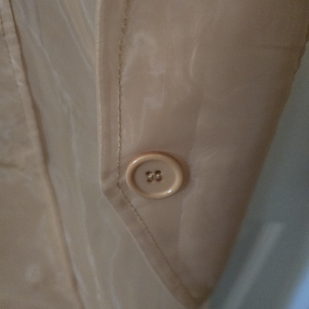 BNWT Sheer Tan Trench Style Layering Coat Women's Large - Picture 8 of 15